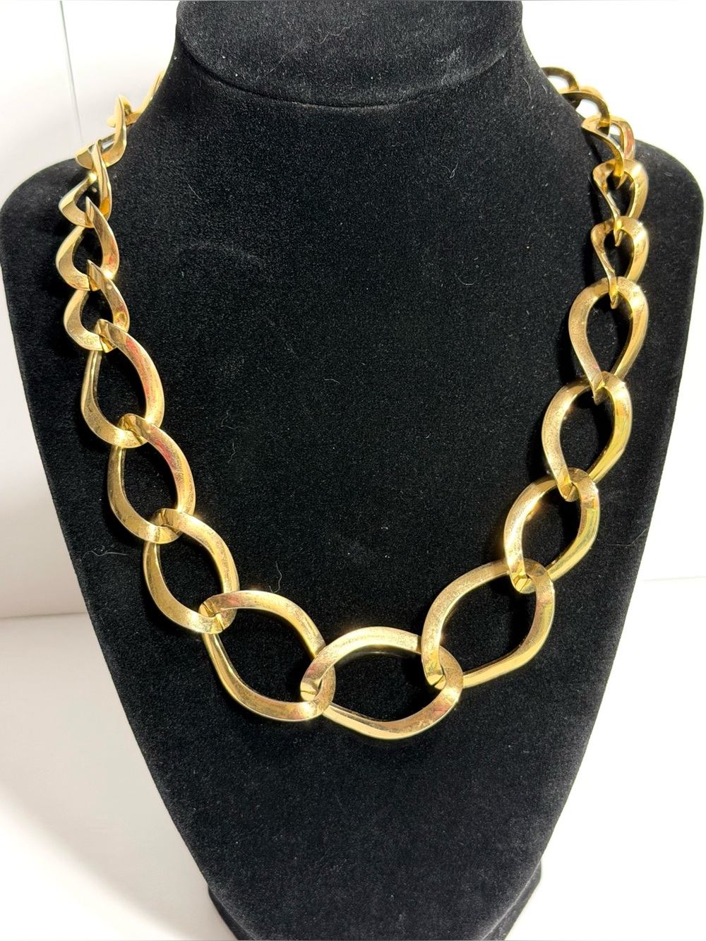 Retro Chain Link Necklace Graduated Twisted Office Vintage 80s Glam Gold Plated